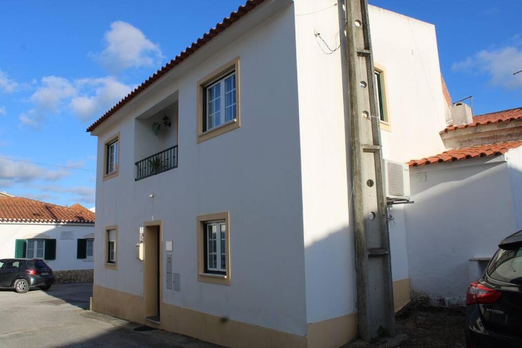 Appartamento Casa Da Avo Lidia Lourinhã Esterno foto